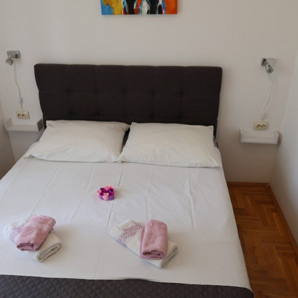 Bedrooms, Apartments Villa Tiha Sea Beach, Apartments Villa Tiha on the beach, Šilo, Krk Island, Croatia Šilo