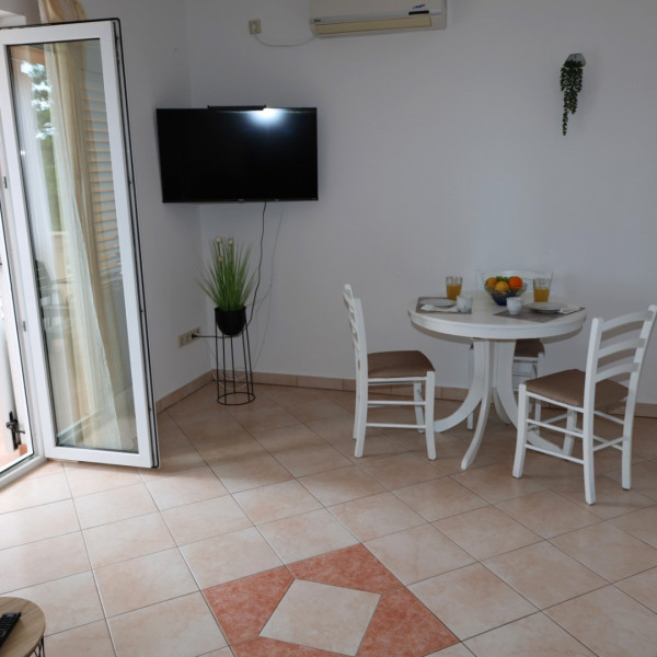 Kitchen, Apartments Villa Tiha Sea Beach, Apartments Villa Tiha on the beach, Šilo, Krk Island, Croatia Šilo