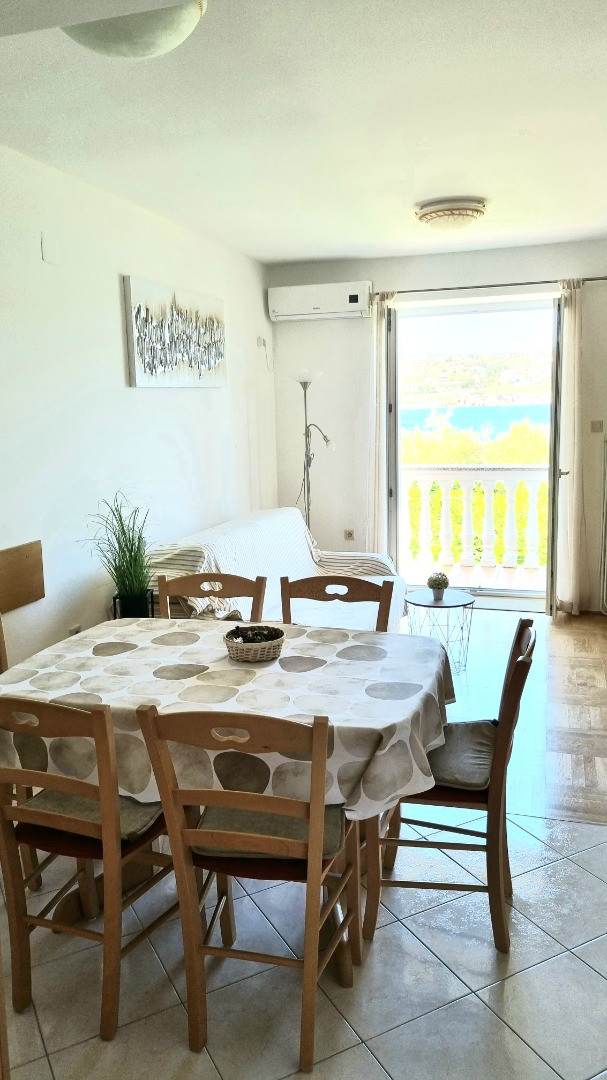 Apartment 3, Apartments Villa Tiha on the beach, Šilo, Krk Island, Croatia Šilo