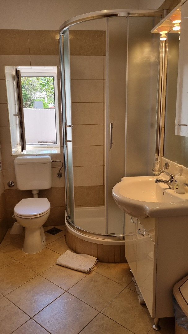 Apartment 3, Apartments Villa Tiha on the beach, Šilo, Krk Island, Croatia Šilo