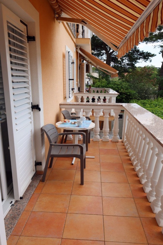 Apartment 2, Apartments Villa Tiha on the beach, Šilo, Krk Island, Croatia Šilo